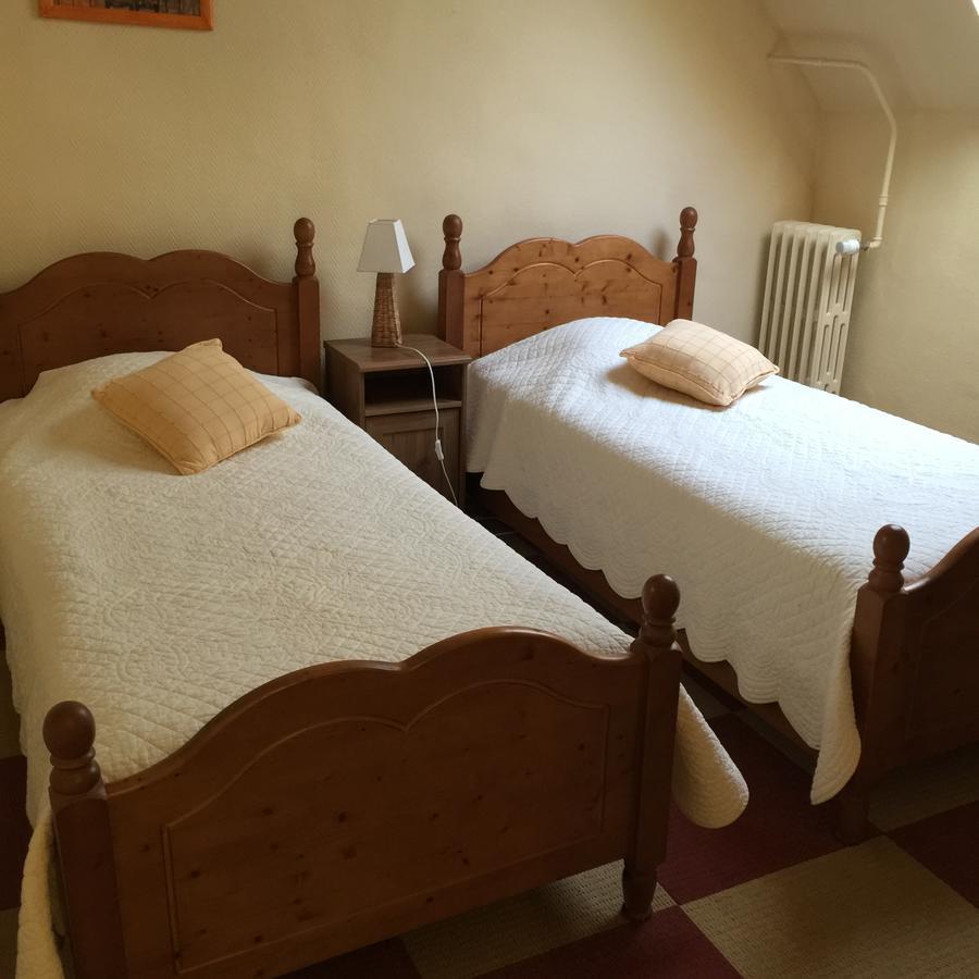 Maison D'Hotes La Ferme De L'Abbaye Juilly Esterno foto